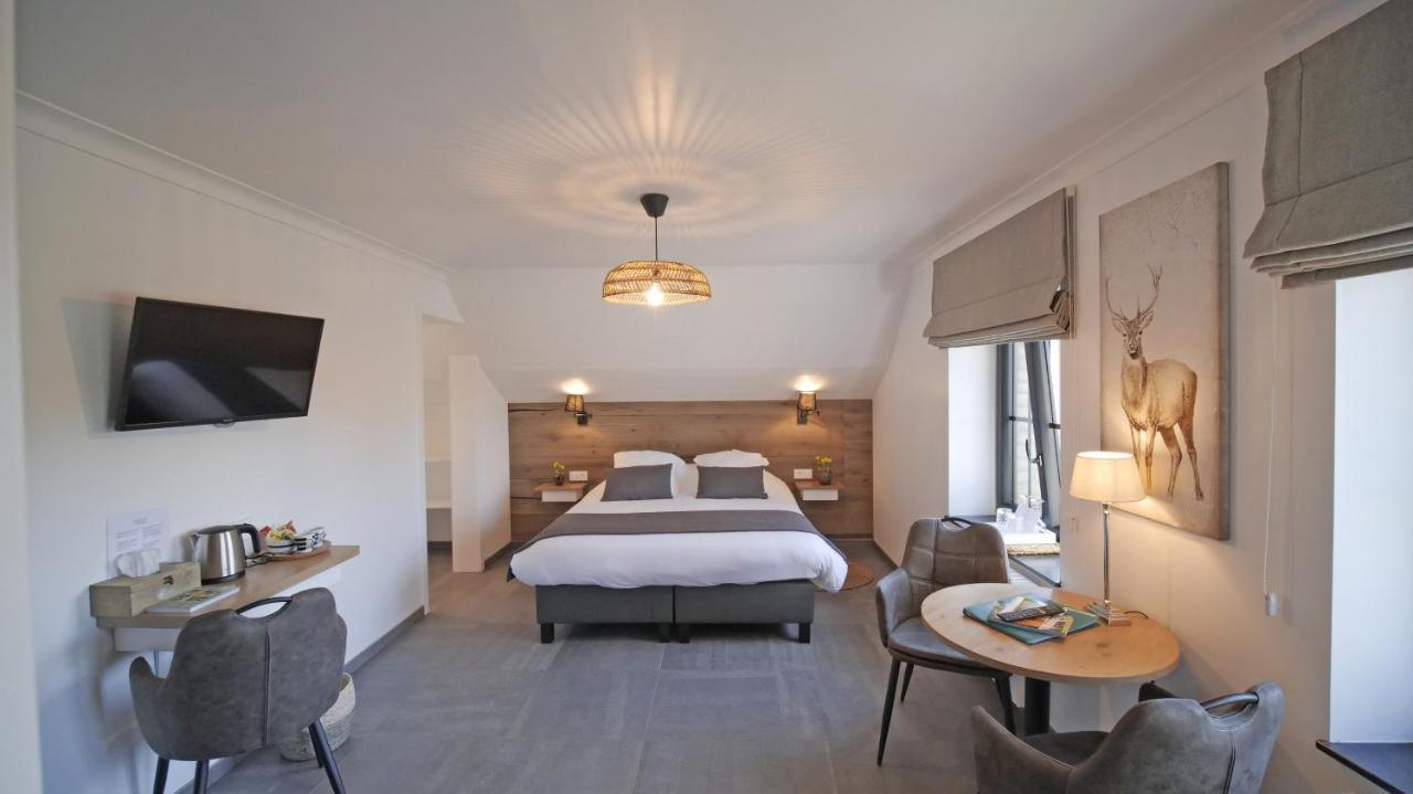 Auberge La Hutte Lurette Paliseul エクステリア 写真
