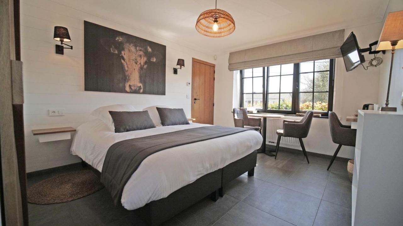Auberge La Hutte Lurette Paliseul エクステリア 写真