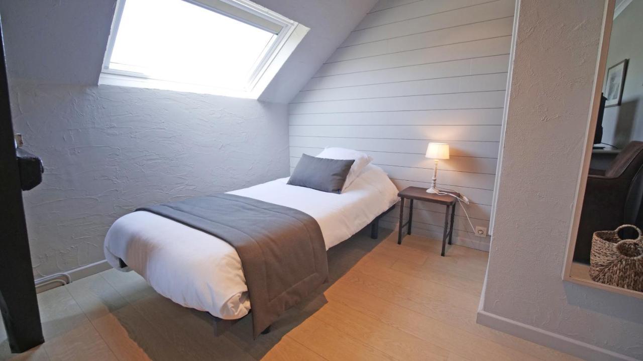 Auberge La Hutte Lurette Paliseul エクステリア 写真