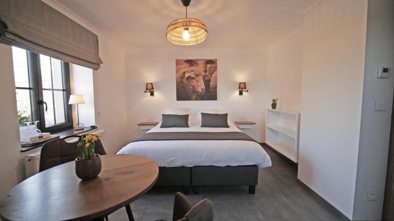 Auberge La Hutte Lurette Paliseul エクステリア 写真
