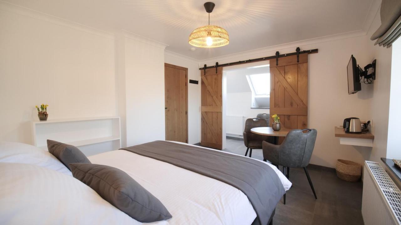 Auberge La Hutte Lurette Paliseul エクステリア 写真