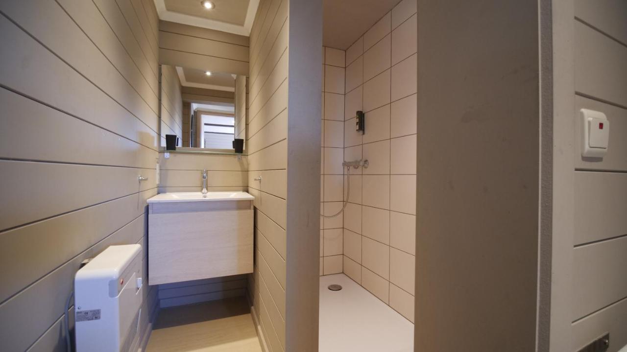 Auberge La Hutte Lurette Paliseul エクステリア 写真